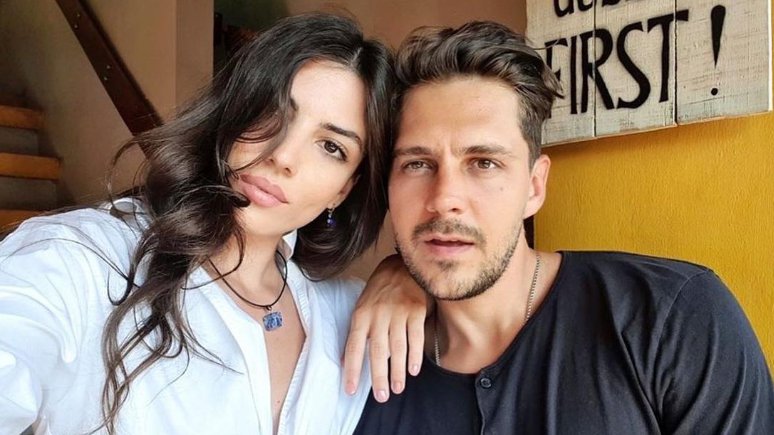 Miloš Biković sa sinom i ženom uživa u zoološkom vrtu: Prizor topi srca, ova životinja je njihovom sinu privukla pažnju! (FOTO)