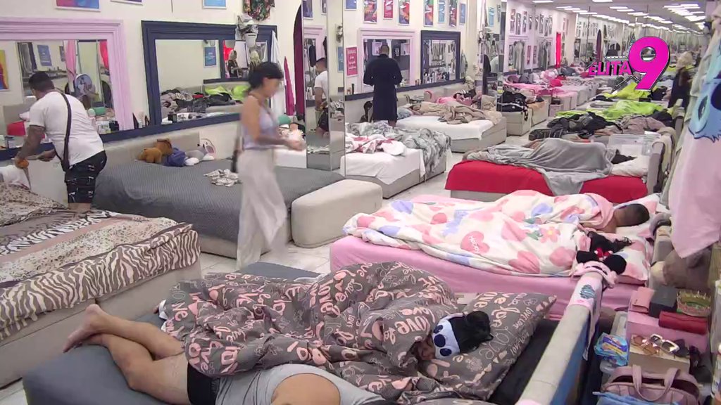Veliki šef se hitno oglasio: Učesnici odmah reagovali na novo obaveštenje! (VIDEO)