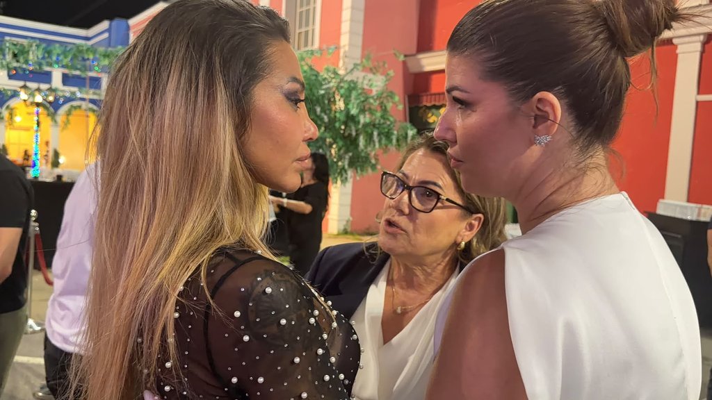 Postoji jedna mala devojčica: Nakon javnog pomirenja sa Aneli, oglasila se Asminova sestra, evo šta je poručila (FOTO)