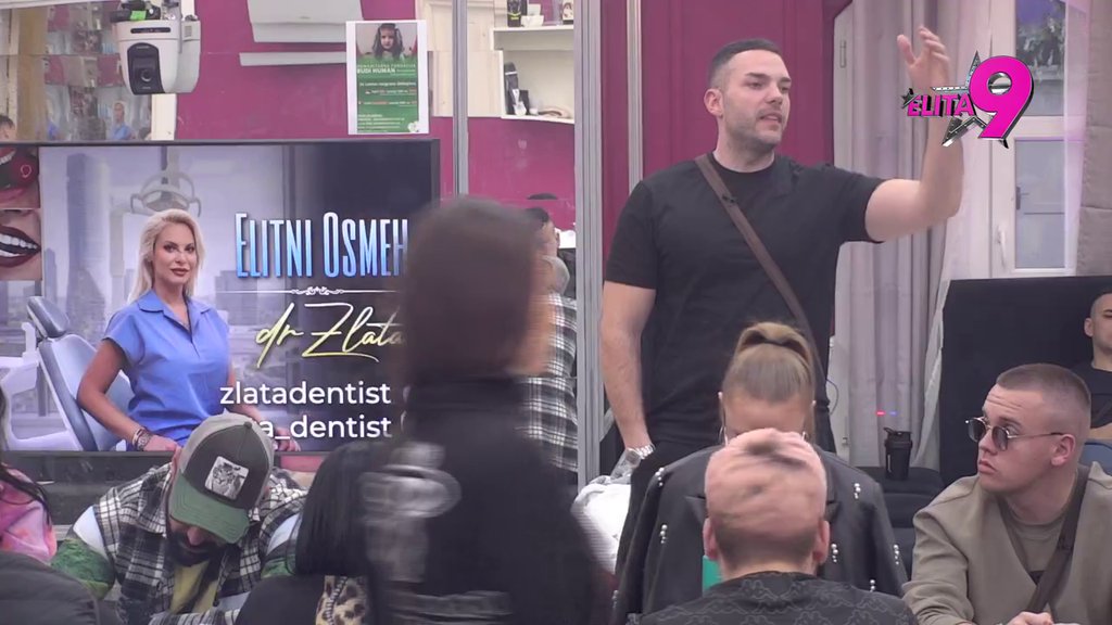 Izdao je Aneli, odabrao stranu, ispao je MIŠ, a hvalio se poklonima sa njom! Anđelo napokon raskrinkan, okrenuo leđa Ahmićki kad joj je najteže! (VIDEO)