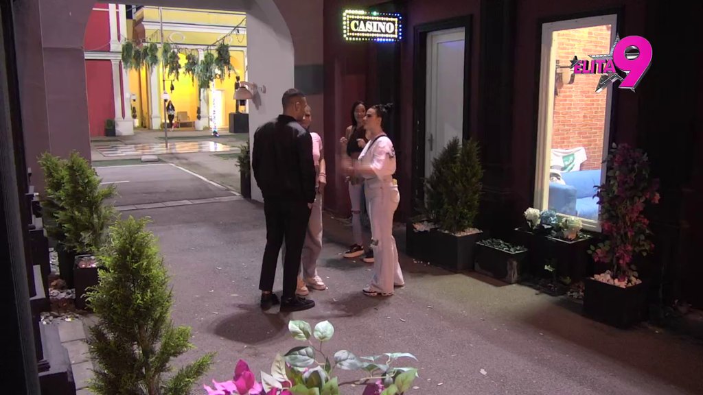 Boginja prebacila, pa od nemoći zaratila sa Anđelom i Jovanom, ne krije koliko je ljubomorna na sve njegove devojke: Igrala si rijaliti sa mnom! (VIDEO)