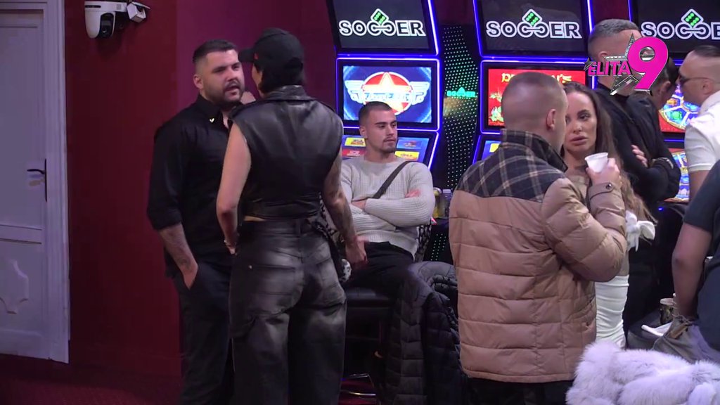 Ne obraćaj mi se: Mina pobesnela jer je Alibaba išao sa Kačavendom kod Drveta bez nje! (VIDEO)