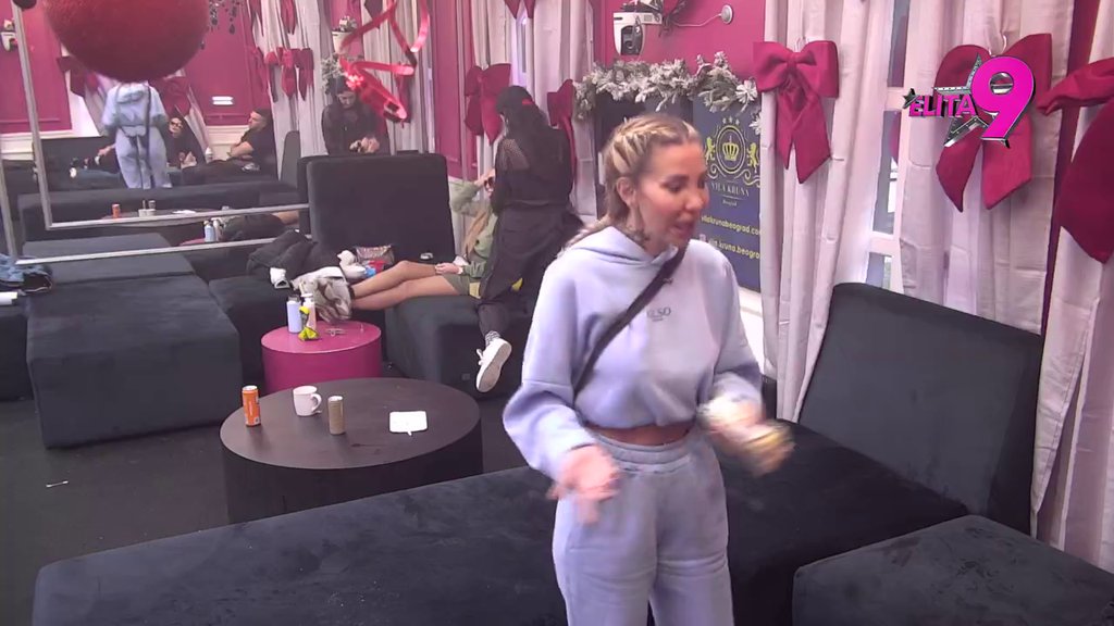 Nisi loša osoba, OTVORILA SI MI OČI! Aneli se zahvalila Maji što je RAZOTRKILA Luku! (VIDEO)