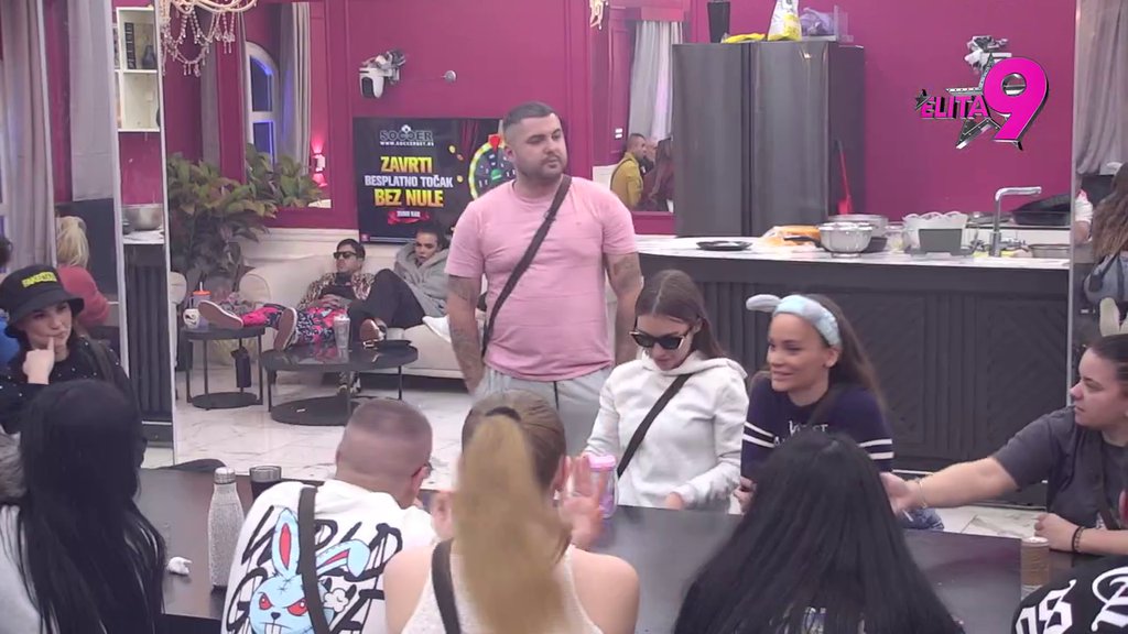 DA LI MU JE OVO TREBALO? Pored svih svojih sukoba Nerio za NAJDVOLIČNIJU naveo Boginju, ona mu ovo neće oprostiti! (VIDEO)