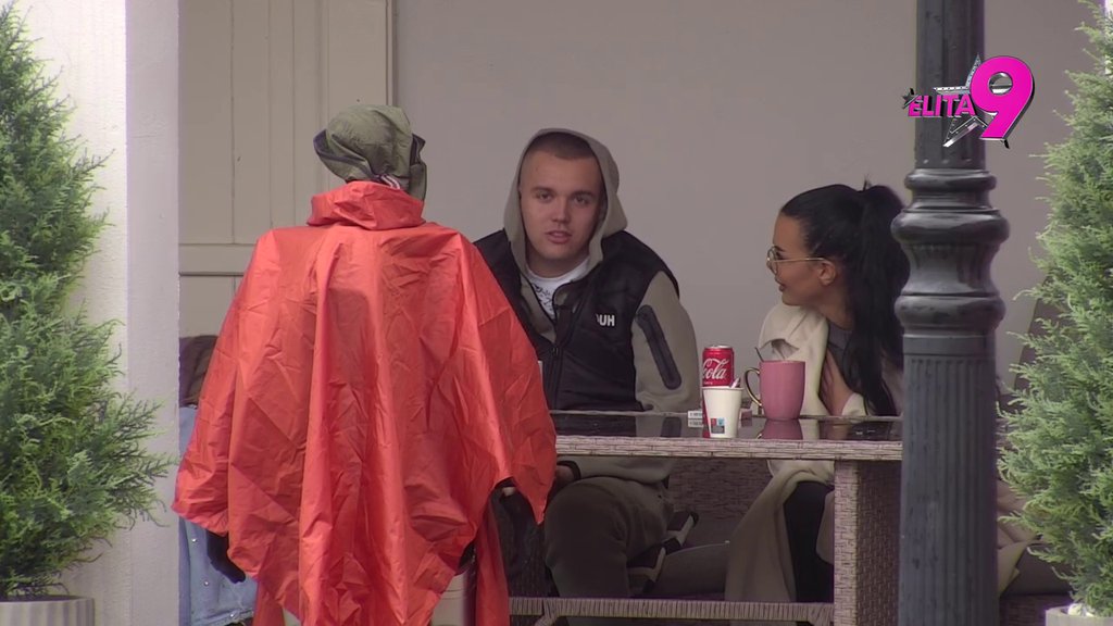 TO JE VAŠ TERMIN: Toša isprozivao Anitu, ona ostala bez teksta! AŽURIRAO JOJ SOFTVER! (VIDEO)