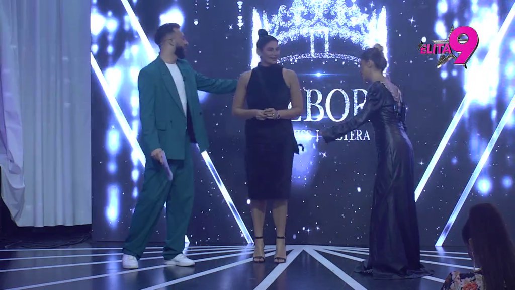 Dušica Đokić ponovo oduvala svu konkurenciju: Svi muškarci počeli da balave, a evo koliko KUBIKA ima u grudima! (VIDEO)