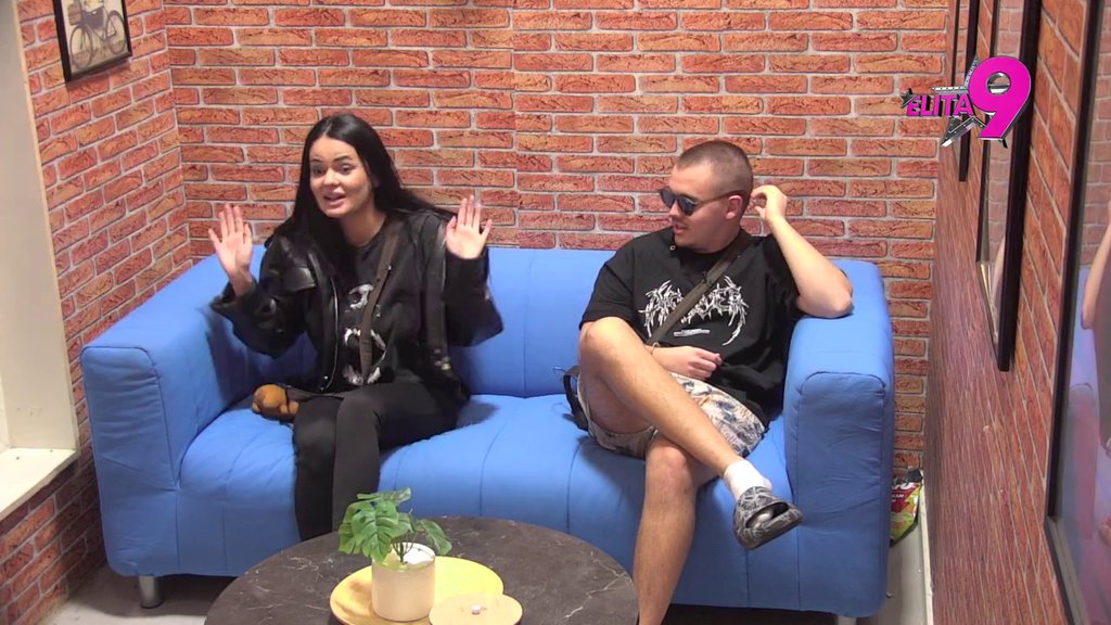 Nadam se da mi porodica nije u hitnoj: Filip konačno našao idealnu devojku, Jovana nakon vrele akcije neće ni da čuje za vezu (VIDEO)