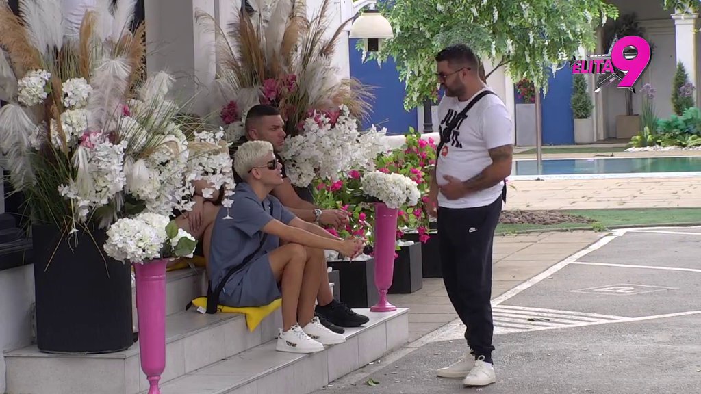 Prljava je, bacala je uloške po kući: Asmin kao nikad razvezao jezik o Aneli, isplivali svi detalji njihovog odnosa: Pozovem policiju i DETE JE KOD MENE! (VIDEO)