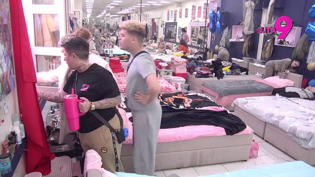 Ljubomorisao sam mu na Indi! Goca ostala u šoku kad je videla šta je Bora uradio Urošu! (VIDEO)