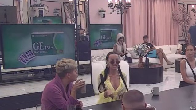 'ŠTO TI DECA NEMAJU TVOJE PREZIME' Uroš i Ivan zaratili kao nikada, pljušte uvrede: Pozdravio te fizere kojem si...  (VIDEO)