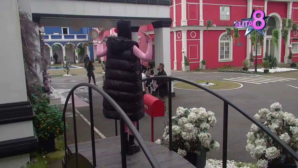 PLJUŠTE PROZIVKE: Dača zaratio sa Mimom i Grujom kao nikada do sada, ne štedi ih sa komentarima (VIDEO)