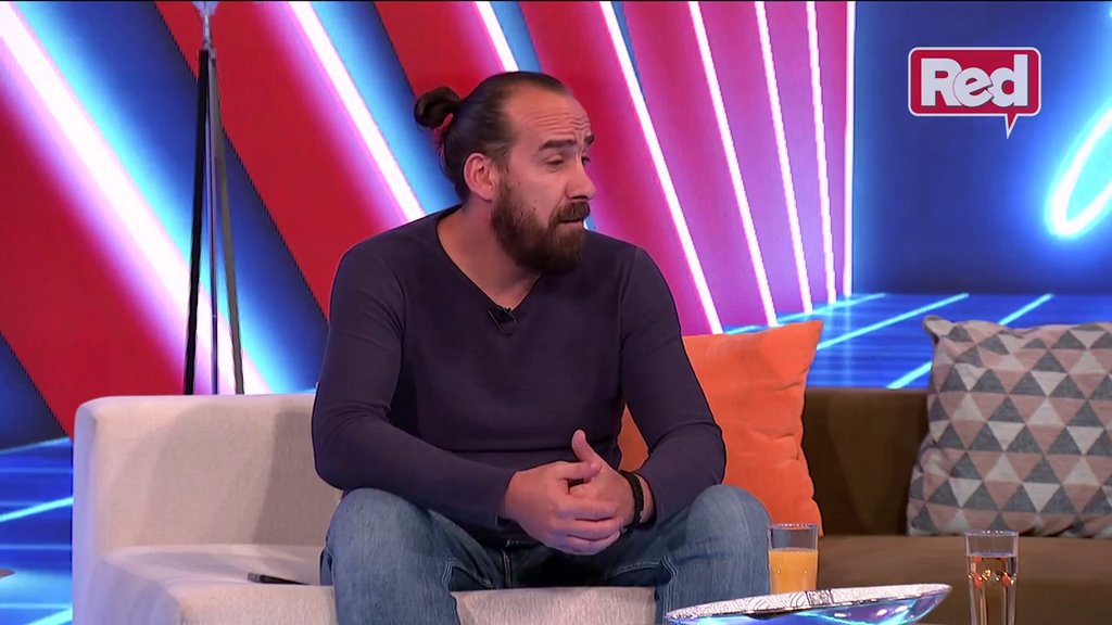 Ja sam mu rak-rana, sumnjam da su se čuli i pre mog ulaska: Šok otkriće Milovana Minića! Progovorio o odnosu sa Marijanom, pa priznao: Zabranio sam da moje dete bude u Uroševoj blizini (VIDEO)