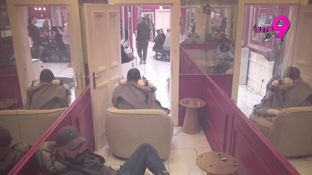 Karambol u pušionici! Vratila se Anita Stanojlović, zapretila Luki i urnisala ga: Već danima hoćeš da me posvađaš sa Minom (VIDEO)