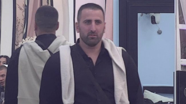 Nije dobar start! Mirko ušao u Belu kuću, Miljana krenula s dobacivanjima: Brzo ćeš ti za Cetinje (VIDEO)