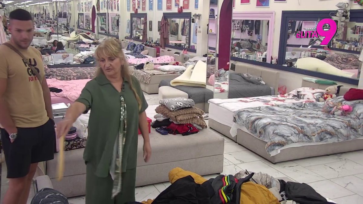 Skala neprijatnosti eksplodirala: Mama Džehva i Anđelo zajedno obilaze imanje, muk u Beloj kući! (VIDEO)