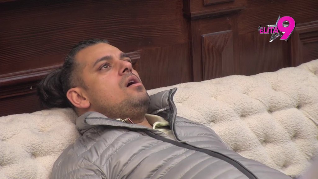 NE TREBA MU TO: Prijatelj Bore Santane smatra da mu je potrebna DISTANCA od Anastasije, pomenuo Milicu Kemez, pa se osvrnuo na Uroša Stanić: LJUDI UMEJU POGREŠNO DA PROTUMAČE STVARI! (VIDEO)