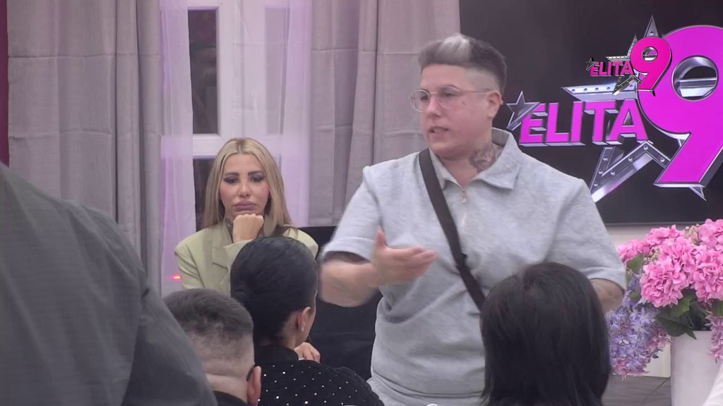 Neću više da ćutim: Aneli poručila adminki da zna šta da radi, Luka podivljao! (VIDEO)