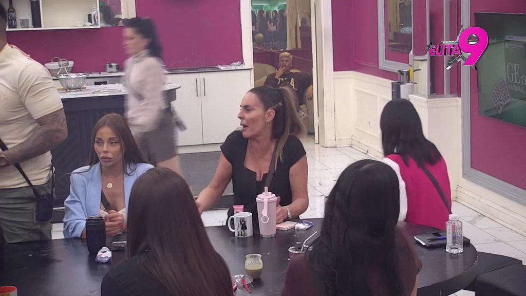 Bebica ima selektivnu amneziju! Učesnici ga brzinom svetlosti podsetili na sve što zamera Aniti i Luki: Pričaš o podstanarima, a gde ti živi bivša žena?! (VIDEO)