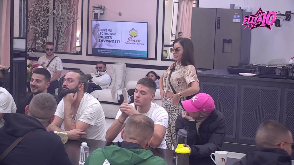 KARAMBOL u Beloj kući! Sanja zaratila na više frontova! Ispljuvala Marinkovića, pa nastavila rat sa Markom i Urošem, oni izneli nov prljav veš (VIDEO)