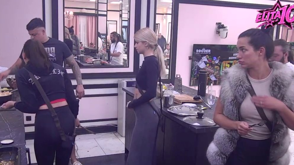 Terza i Ristićeva zaratili! Ona osuo paljbu po njoj i njenoj porodici, ona mu žestoko uzvratila (VIDEO)
