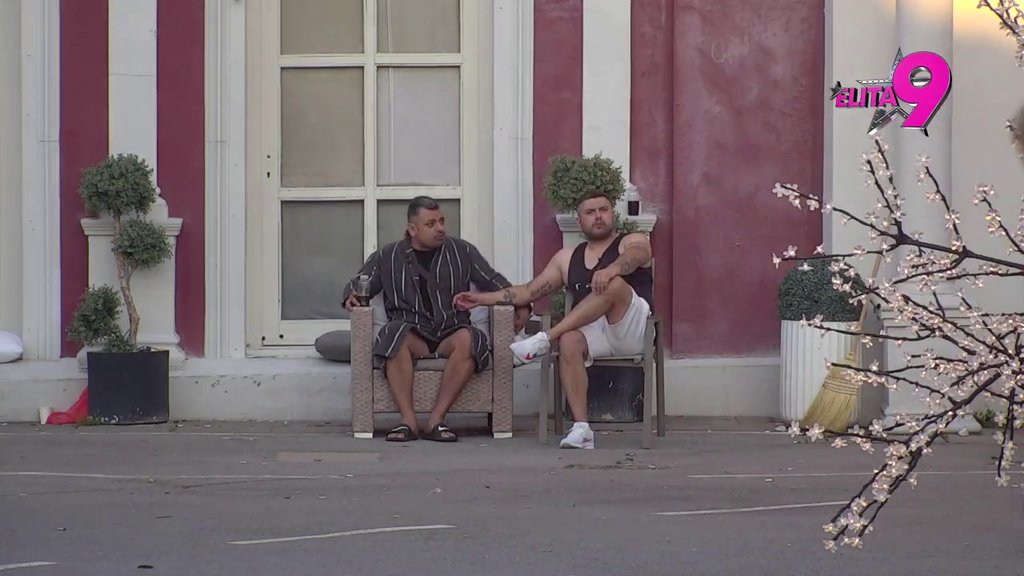 RUSVAJ! Bora ponovo ušao u žestoki verbalni okršaj sa Anastasijom, Asmin daje sve od sebe da smiri tenziju! (VIDEO)