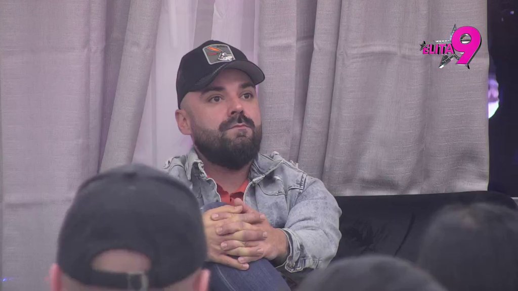 Kako da mu verujem? Aneli sve više sumnja da je Luka snimao tokom odnosa, njemu pala roletna i zaurlao iz petnih žila! (VIDEO)