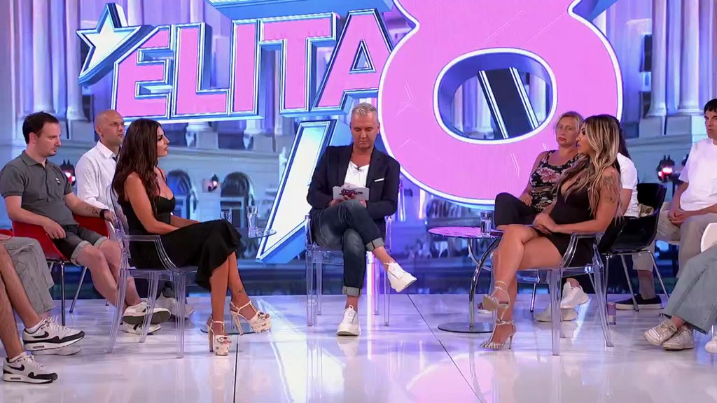 Ti si slušala Maju: Gledateljka osula paljbu po Eni zbog uvreda prema Aneli, pa joj prebacila ponašanje prema Peji (VIDEO)