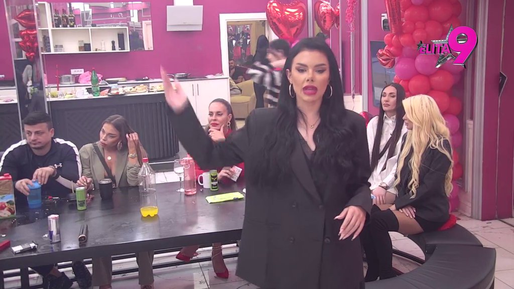 Pa šta i da sam tražio ulje? Anđelo otkrio da ga je Anita preklinjala za s*ks nakon raskida, isplivale sve prljavštine iz njihovog kreveta! (VIDEO)