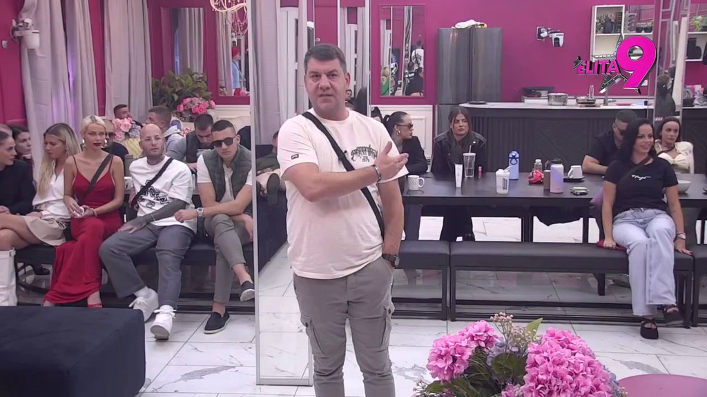 Uzela je ranac sa police i onda je uzela 15.000 i PROKOCKALA je: Ivan ŠOKIRAO sve u kući otkrićem, ukućani bez teksta: Mariju su zvali iz prodavnice... (VIDEO)