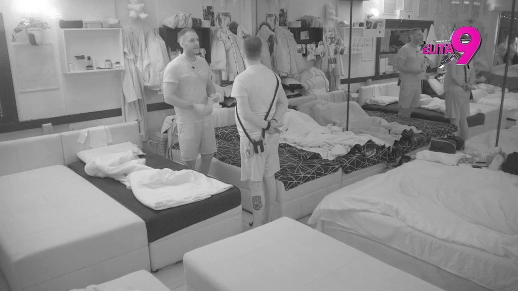 Moraćeš da znaš ko je ko u ovom gradu: Ivan brutalno zapretio Anđelu Rankoviću, on lagan kao pero! (VIDEO)