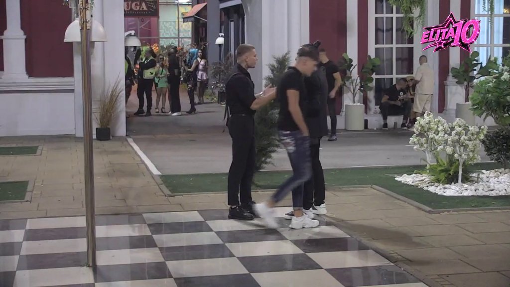 Purnja ko lokomotiva: Mali Velja zapenio na Terzu, Leon pokušava na sve načine da ga smiri! (VIDEO)