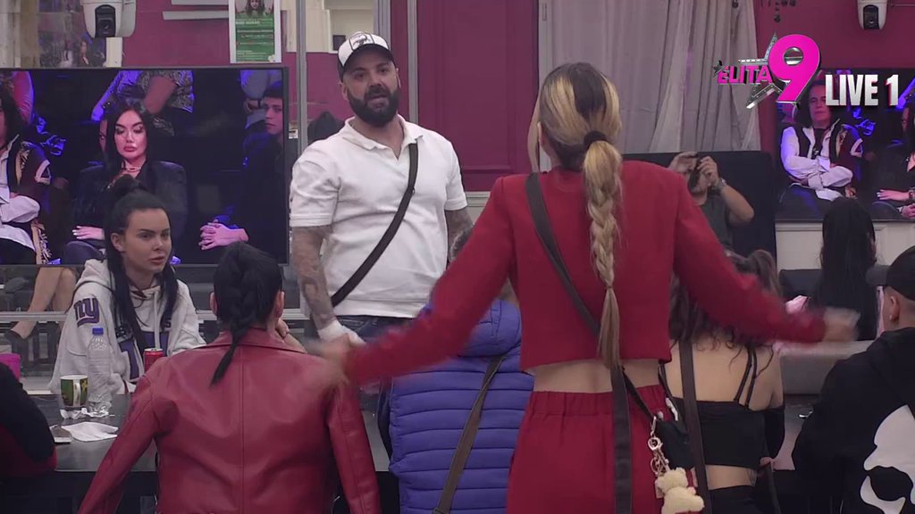 Karambol ne prestaje: Najbrutalniji sukob Aneli i Luke, ona priznala zbog čega nikad nije htela da mu rodi dete! (VIDEO)