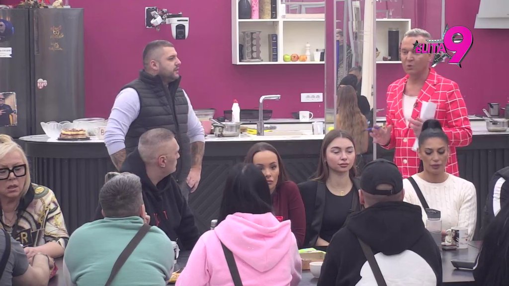 Žalim ga, ispada jadan: Aneli priznala da joj je teško da gleda kako Filip Car javno ismeva Alibabu zbog Maje! (VIDEO)