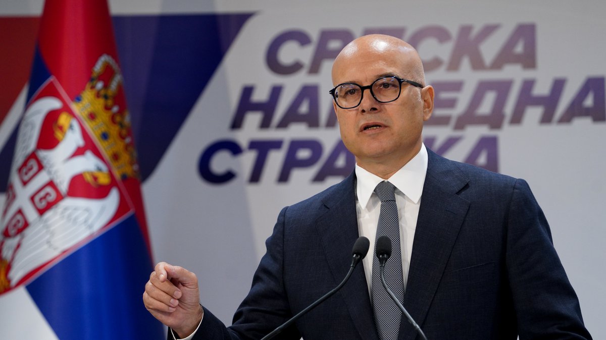 'Šaljemo poruku jedinstva' MILOŠ VUČEVIĆ ZA PINK.RS UOČI VELIKOG SKUPA 27. JUNA: Neće nas podeliti! Zajedno sa građanima pravimo plan za budućnost Srbije!