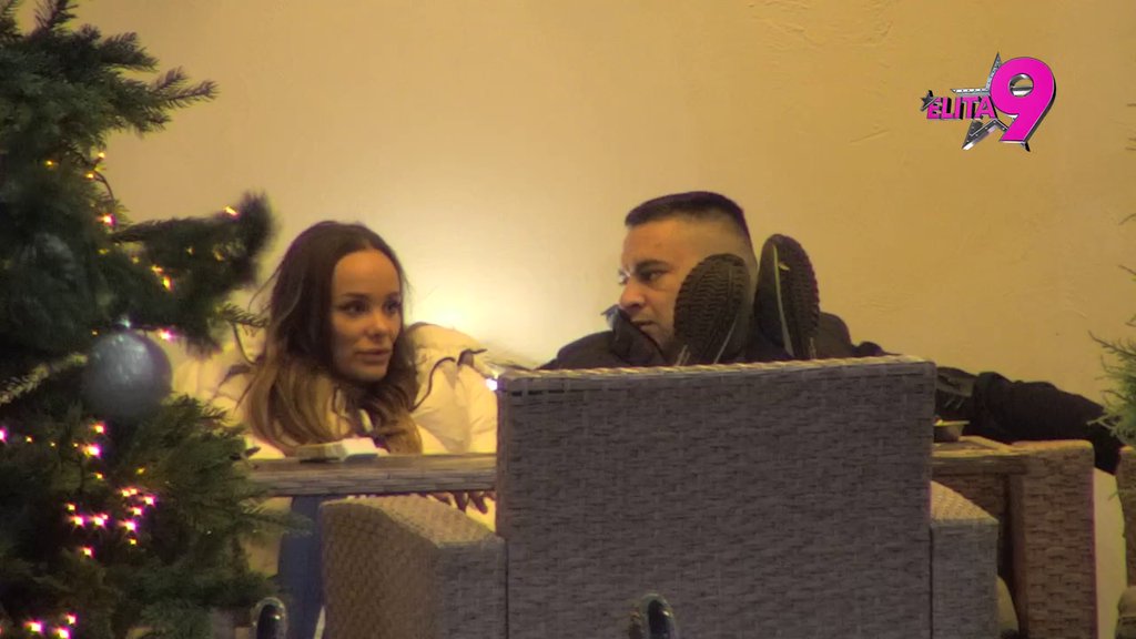 Guraš me od sebe, prekinuću svaki kontakt: Teodora više ne može Bebicu da gleda očima, opet ga izmarširala! (VIDEO)