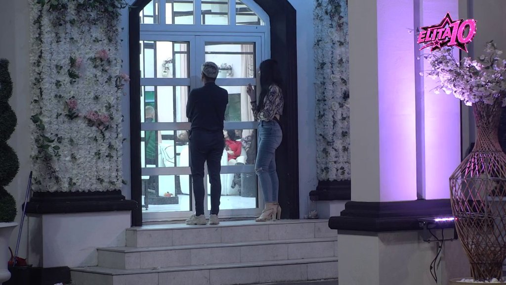 Uroš otkrio da ne zaboravlja Boru Santanu: Mazili smo se, prao sam mu kosu! Progovorio o intimi (VIDEO)