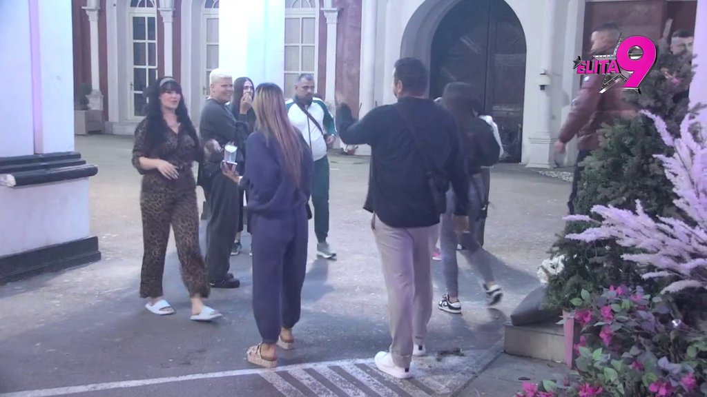 NJIHOVOJ SREĆI NEMA KRAJA! Ušesnici ne kriju oduševljenje zbog Pečenicinog povratka: Falio si nam! (VIDEO)