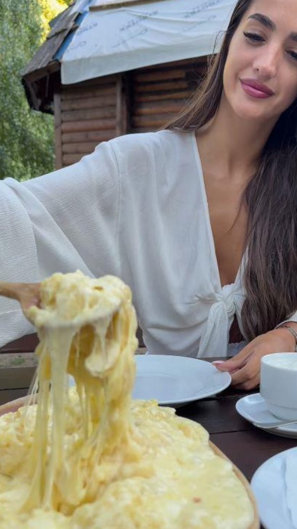 PRVO DEGUSTACIJA, PA KRSTARENJE! Anđela i Gastoz užuvaju u pravom LUKSUZU! Na ovome bi im mnogi pozavideli! (VIDEO)