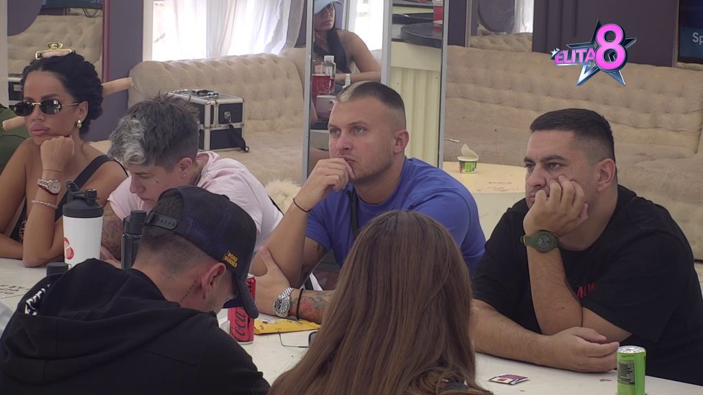 TI SI NAJSUJETNIJA OSOBA! Ivan osuo drvlje i kamenje po Gastozu, Luka iskoristio priliku da ga opljuje kao nikada do sad! (VIDEO)