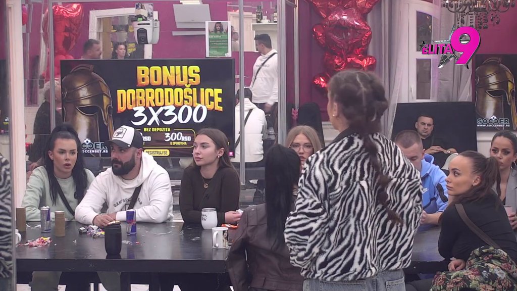 Haos na sve strane! Sofija jedva čeka da naplati sve Dušici i Anastasiji, ona zaplakala: Kajem se zbog odnosa sa Borom, obrukala sam porodicu (VIDEO)