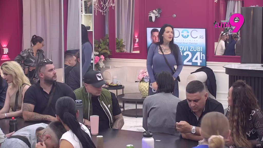 Aneli menja boje! Sara Raičević ponovo priznala emocije prema Luki, on skočio kao oparen: Pravite od devojke PSIHOPATU! (VIDEO)