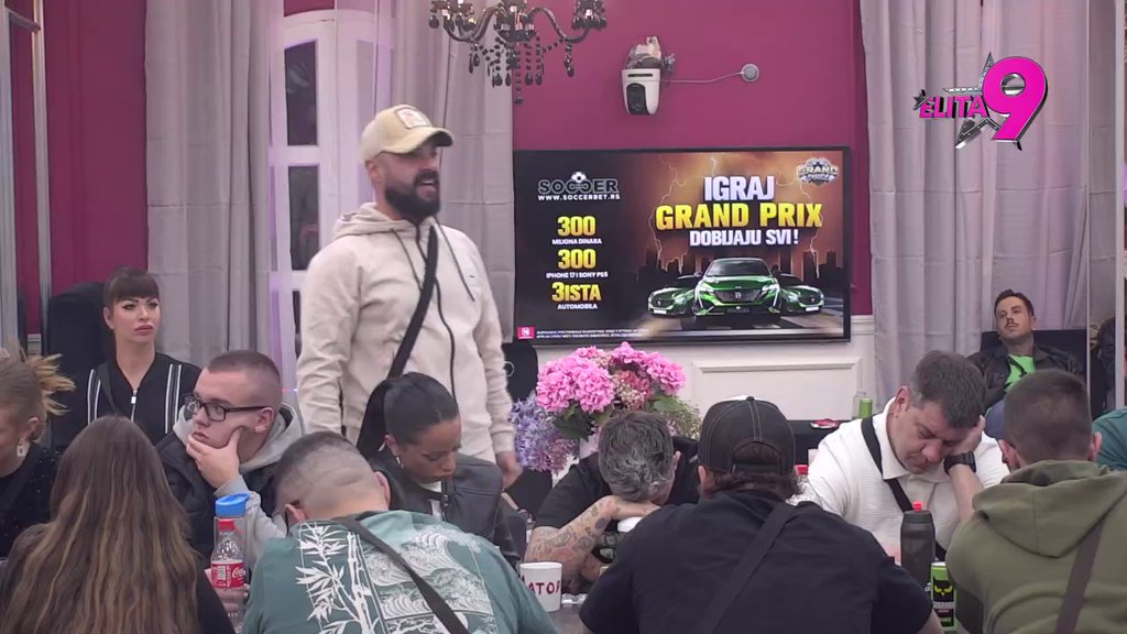 Zorica Marković ponovo otvara wc kafenisanje: Najavila svakodnevno druženje sa Aneli, Kačavenda ih isprozivala! (VIDEO)