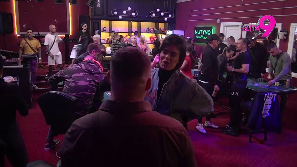 Moraš malo više da... Alibaba od Mine hitno zatražio samo jedno! (VIDEO)