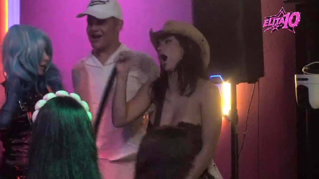 SVE OČI UPRTE U NJU: Laura zavodljivo zaplesala na žurki, pa napravila pravi zemljoteres! (VIDEO)