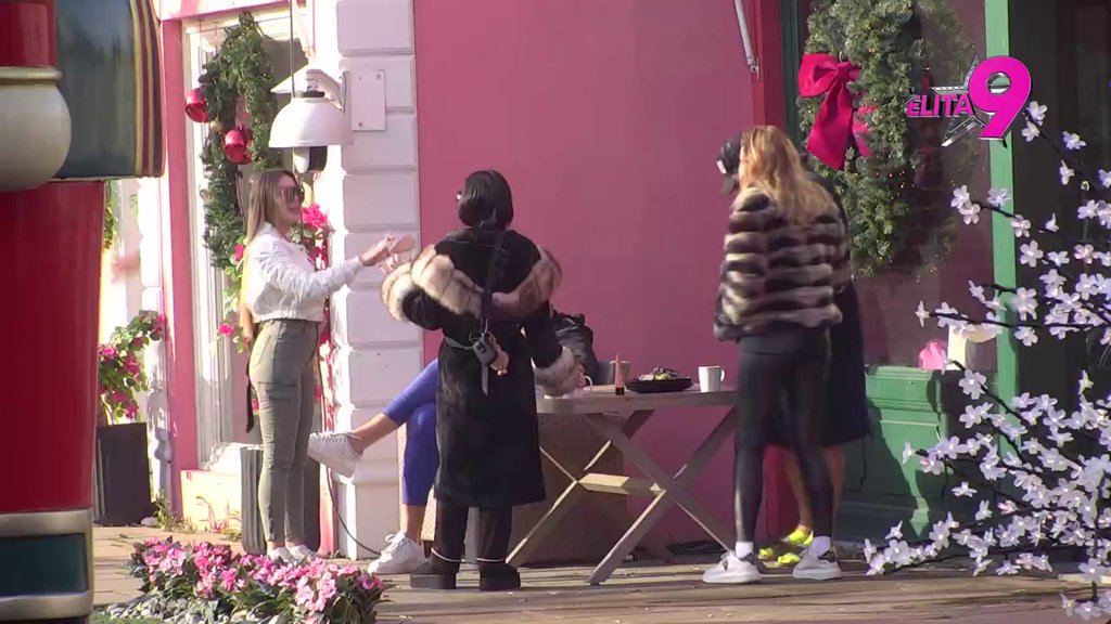 JANJUŠ FRAPIRAN ZBOG VEZE ANITE I LUKE: Gde li su njegovi i Anelini fanovi, koga sad podržavaju! (VIDEO)