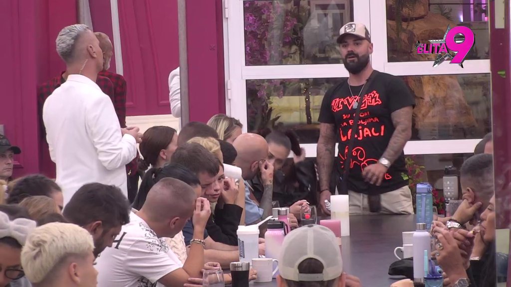 Sita je luda za mnom, vodimo tri godine rat: Alibaba šokirao sve priznanjem, Luki dao savet za uspeh ljubave veze sa Aneli! (VIDEO)