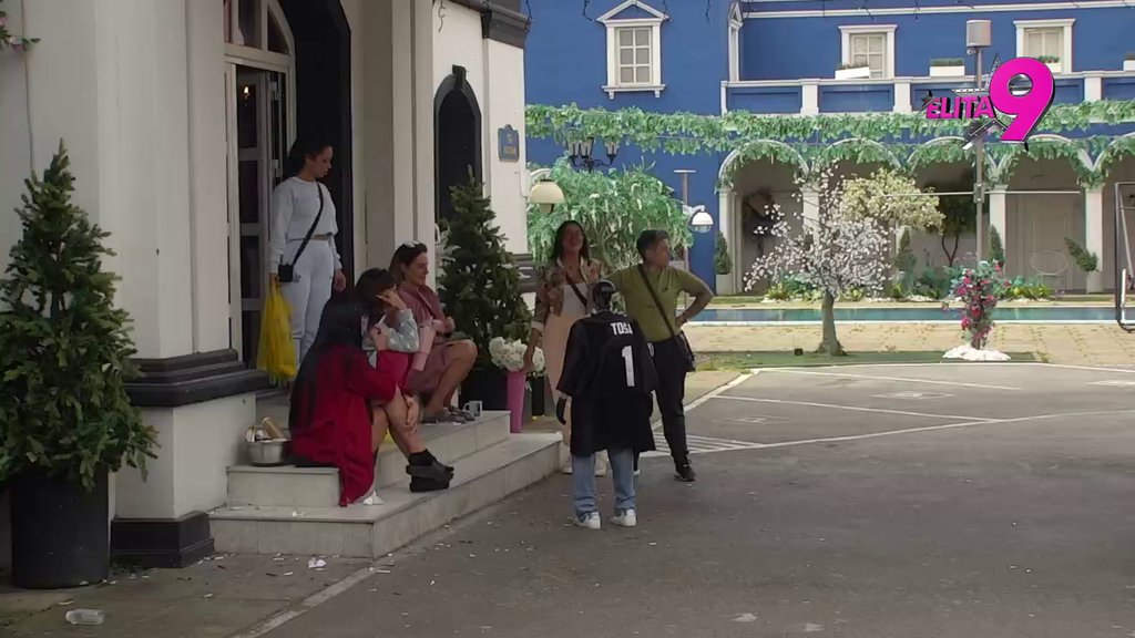 POKVARIO MU SE PUNJAČ! Toša priznao da je nakon sinoćne žurke prespojio kablove, učesnice popadale od smeha! (VIDEO)