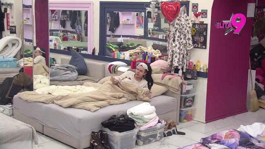 URLIČE IZ PETNIH ŽILA! Kad je čula da Luka treba da se veže sa Aneli, ANITA POBESNELA! Zapretila mu da ne sme da prihvati zadatak! (VIDEO)