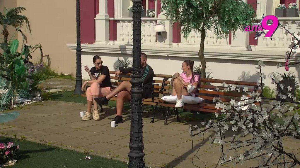 Ko nema sreće u ljubavi... Teodora ne prestaje da se sprda na Bebičin račun, prozivke se samo nižu! (VIDEO)