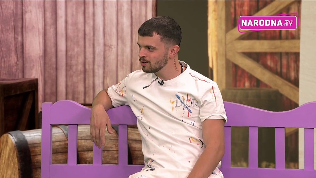 LETI PERJE U STUDIJU! Džoni progovorio o odnosu sa Elenom, pa ponovo osudio vezu Ognjena i njegove sestre: ELENI TREBA OSTVAREN MUŠKARAC (VIDEO)